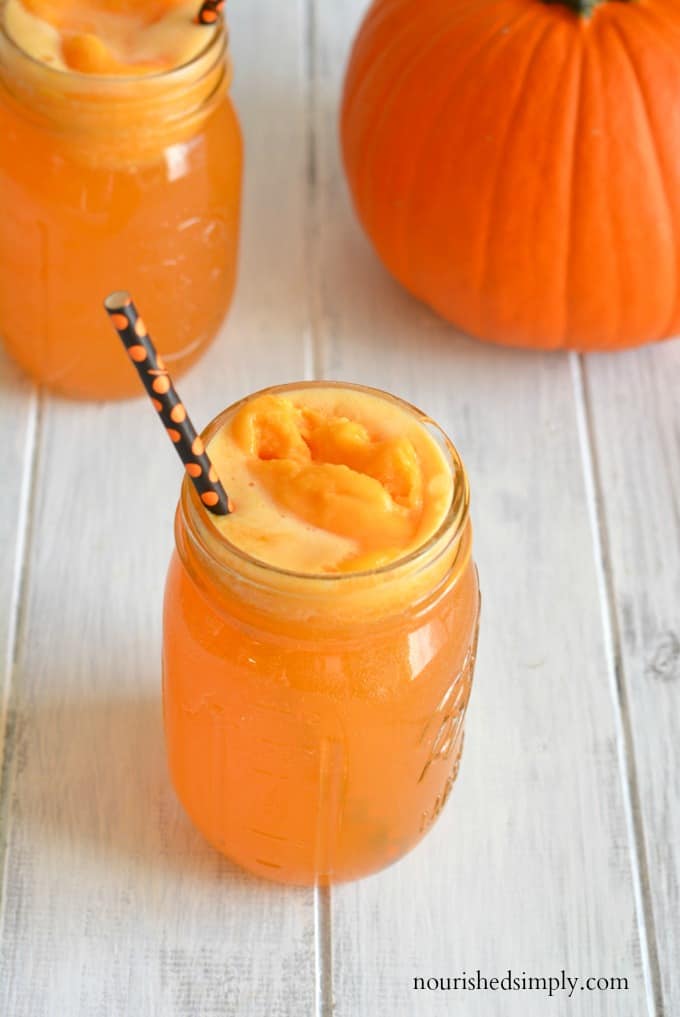 Halloween party drinks are often filled with artificial colors and flavors. This Hocus Pocus Halloween Punch is free of artificial colors and dyes.