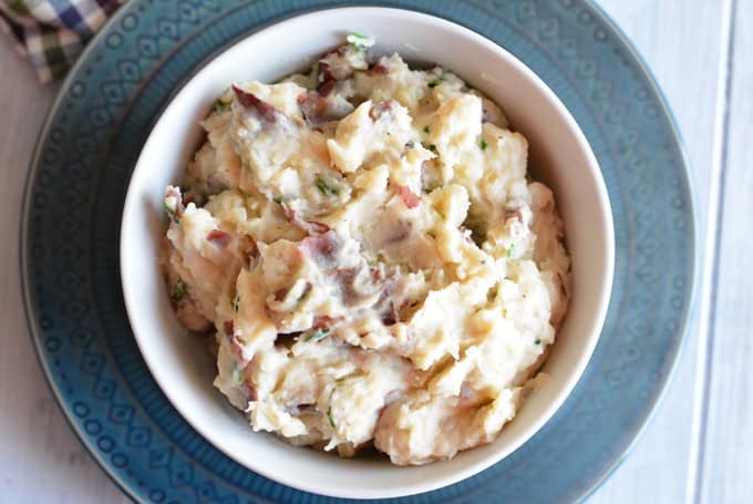 Slow Cooker Sour Cream Chive Potatoes